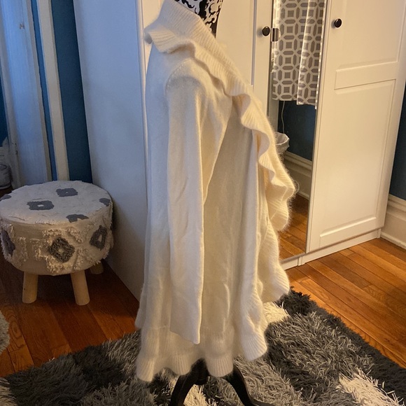 WHITE HOUSE | BLACK MARKET Sweater NWOT - Picture 2 of 8